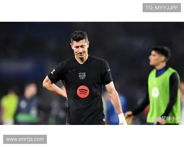 罗伯特·莱万多夫斯基：从波兰锋线杀手到世界足球巨星的成长之路